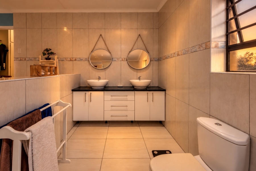 4 Bedroom Property for Sale in Mount Croix Eastern Cape